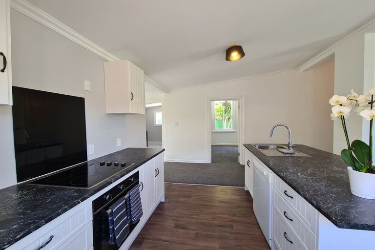 Photo of property in 2076 Rings Road, Coromandel, 3506