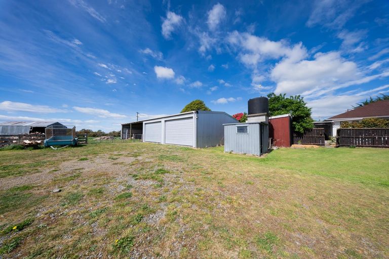 Photo of property in 1 James Street, Waimate, 7980