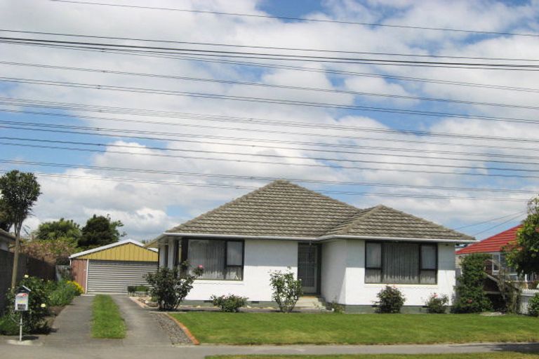 Photo of property in 23 Appleby Crescent, Burnside, Christchurch, 8053