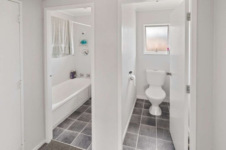 Photo of property in 89a Pohutukawa Drive, Owhata, Rotorua, 3010