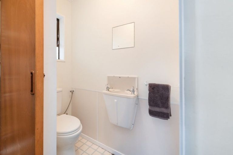 Photo of property in 15a Laing Place, Otumoetai, Tauranga, 3110