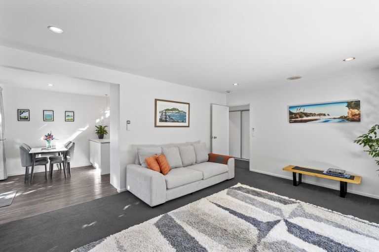 Photo of property in 111 Weston Road, St Albans, Christchurch, 8052