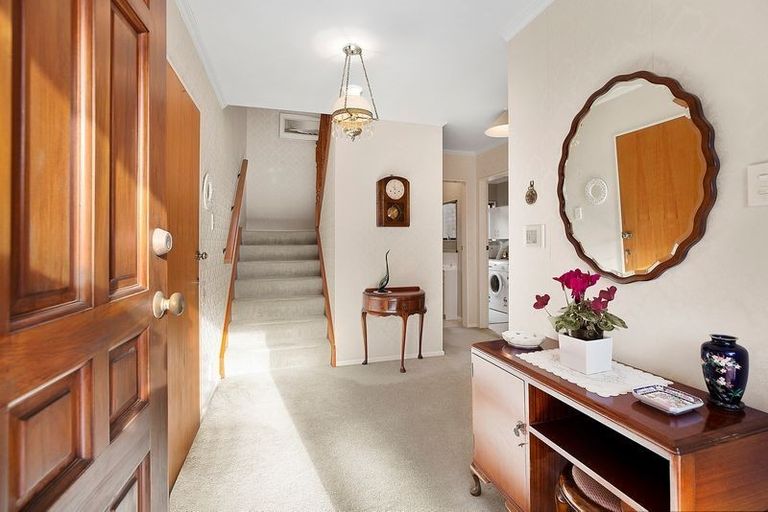 Photo of property in 14b Agra Crescent, Khandallah, Wellington, 6035