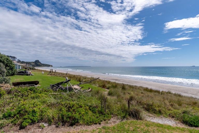 Photo of property in 715 Pukehina Parade, Pukehina, 3189