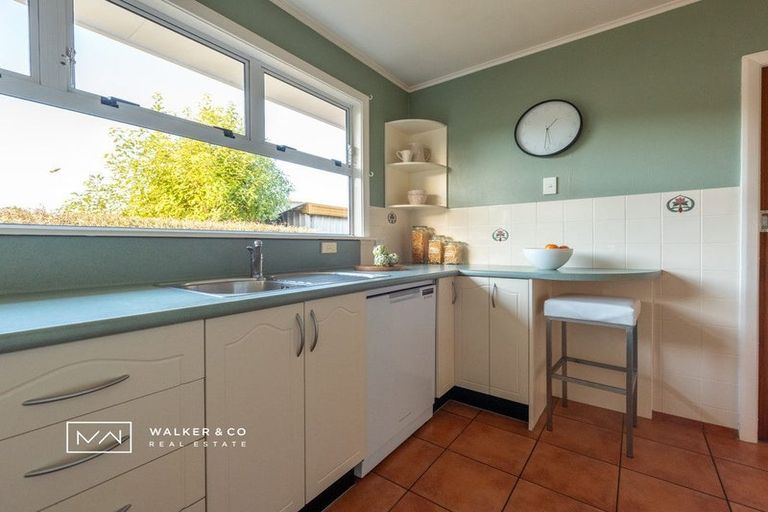 Photo of property in 95 Holdsworth Avenue, Trentham, Upper Hutt, 5018