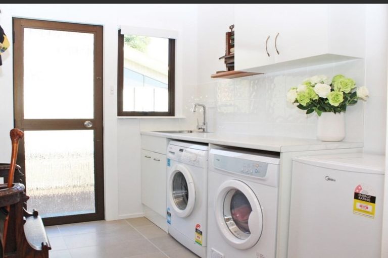 Photo of property in 3 Pine Grove, Tairua, 3508