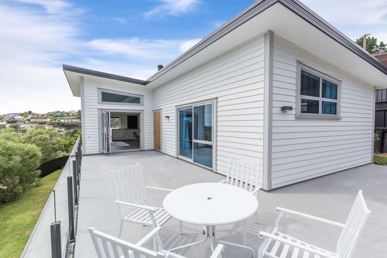 Photo of property in 97b Mount Pleasant Road, Mount Pleasant, Christchurch, 8081