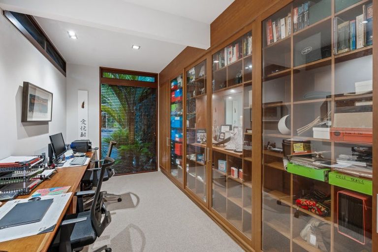 Photo of property in 20 Oscar Road, Greenhithe, Auckland, 0632