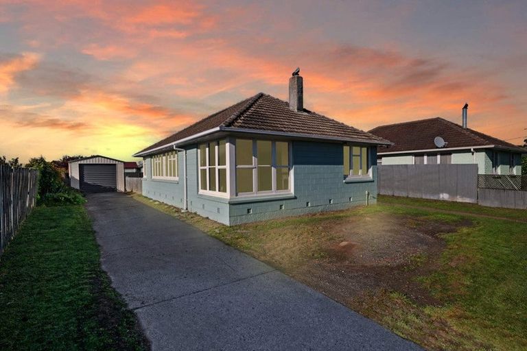 Photo of property in 32 Carisbrooke Street, Aranui, Christchurch, 8061