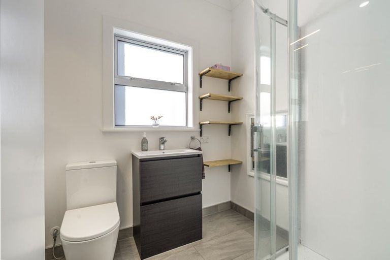 Photo of property in 1/886 Dominion Road, Mount Eden, Auckland, 1041