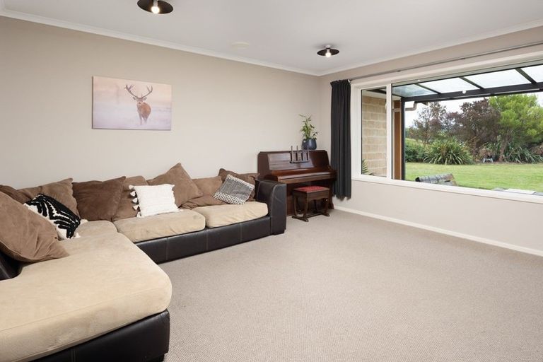 Photo of property in 670 Hawkesbury Road, Hawkesbury, Blenheim, 7272