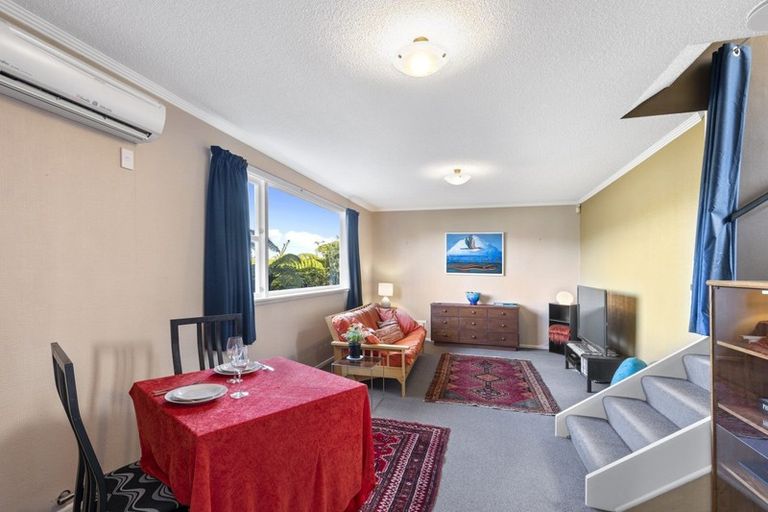 Photo of property in 4 Sunshine Crescent, Kelson, Lower Hutt, 5010
