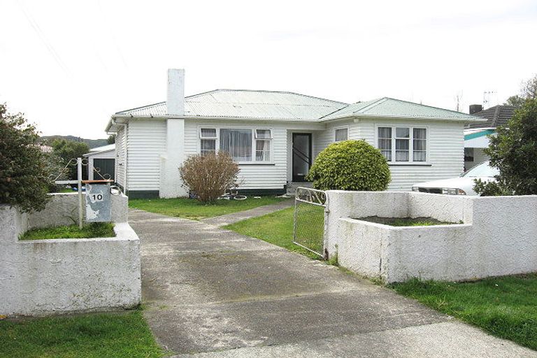 Photo of property in 10 Bythell Street, Wainuiomata, Lower Hutt, 5014