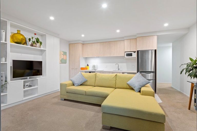 Photo of property in 15a Blake Greens, Silverdale, 0932