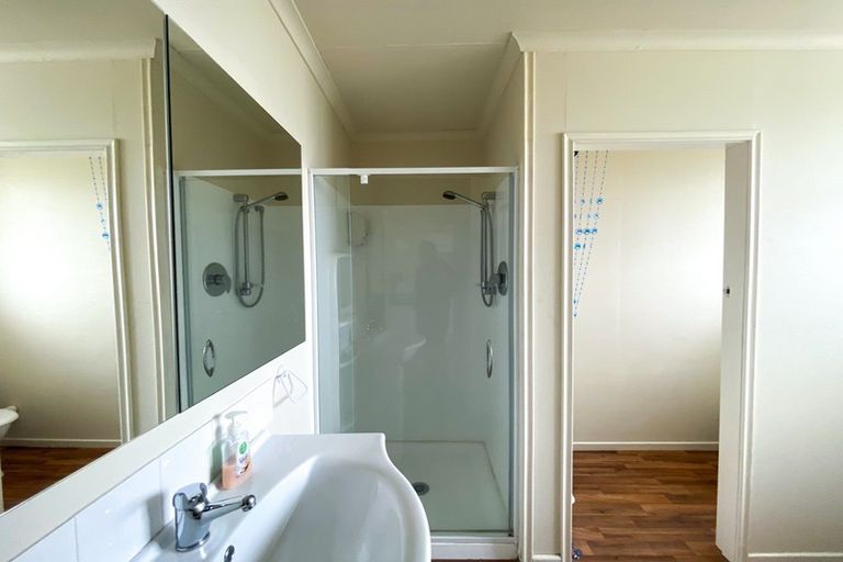 Photo of property in 4 Rosalind Street, Stratford, 4332