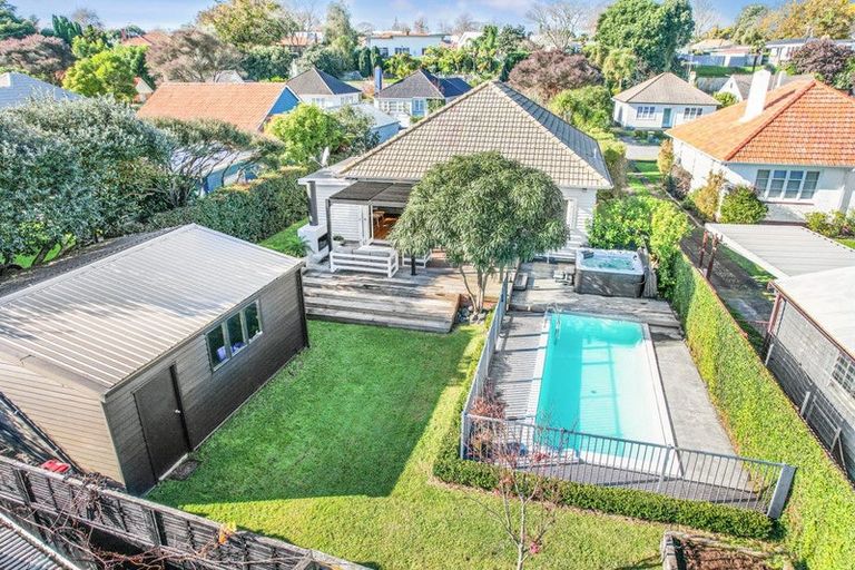 Photo of property in 11 Galway Avenue, Hamilton East, Hamilton, 3216