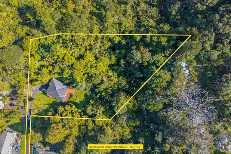 Photo of property in 373 Huia Road, Titirangi, Auckland, 0604