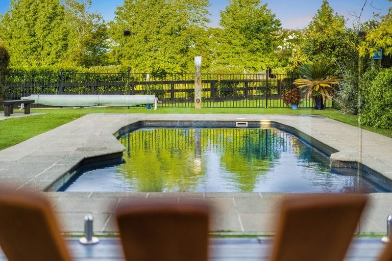 Photo of property in 16 Langford Place, Dairy Flat, Albany, 0792