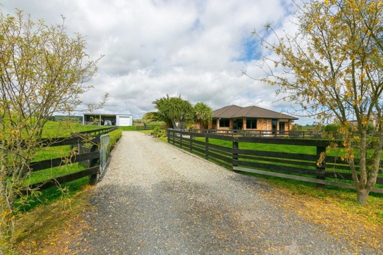 Photo of property in 39 Mataro Road, Urenui, 4375