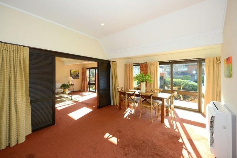 Photo of property in 11 Strathean Avenue, Avonhead, Christchurch, 8042