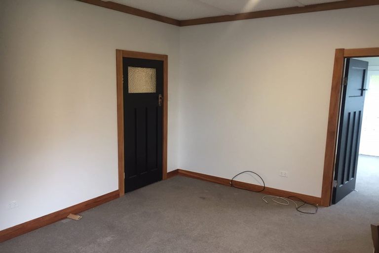 Photo of property in 11 Smale Terrace, Hospital Hill, Napier, 4110