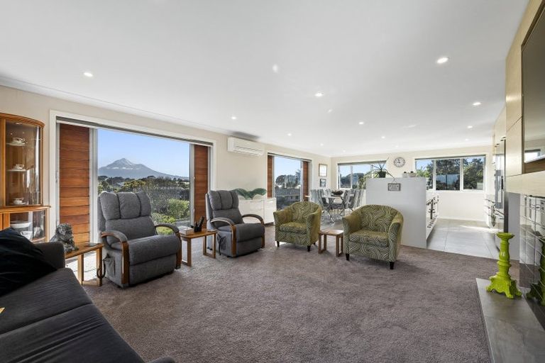 Photo of property in 3 Ponderosa Place, Opunake, 4616