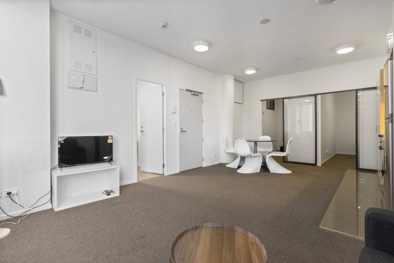Photo of property in Twin Towers, 306/17 Putney Way, Manukau, Auckland, 2104