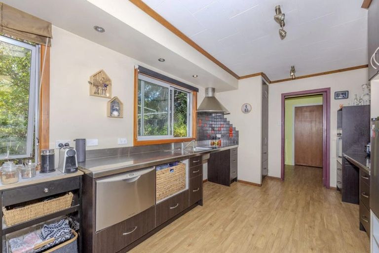 Photo of property in 216 Stone Street, Wanaka, 9305