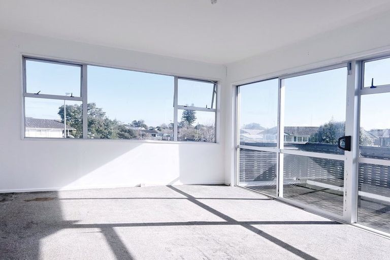 Photo of property in 37 Winsford Street, Manurewa, Auckland, 2102