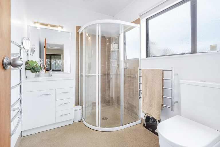 Photo of property in 21 Leyton Place, Nawton, Hamilton, 3200