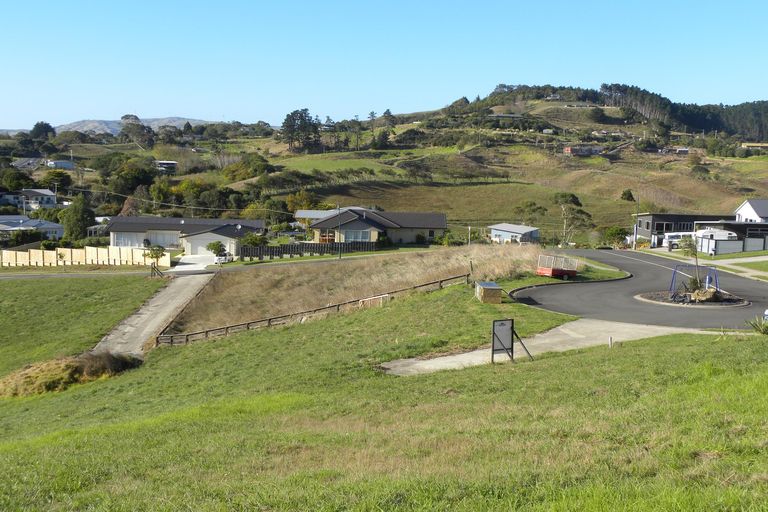 Photo of property in 16a Puka Place, Raglan, 3225