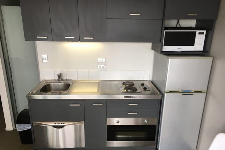 Photo of property in The Volt Apartments, 920/430 Queen Street, Auckland Central, Auckland, 1010