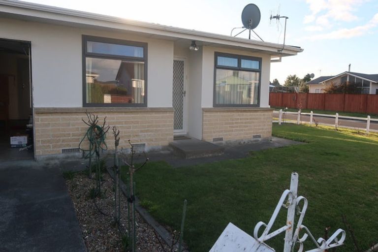 Photo of property in 108 Bill Hercock Street, Pirimai, Napier, 4112