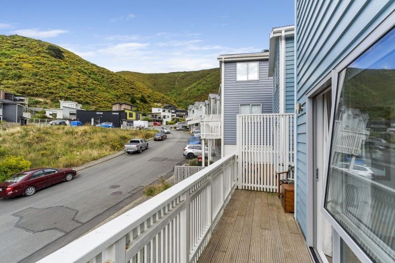 Photo of property in 10a Rarangi Way, Owhiro Bay, Wellington, 6023