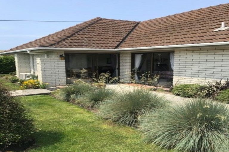 Photo of property in 3 Lonsdale Street, New Brighton, Christchurch, 8083