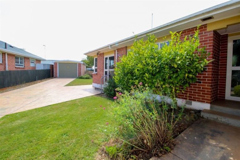 Photo of property in 25 Hill View Crescent, Highfield, Timaru, 7910