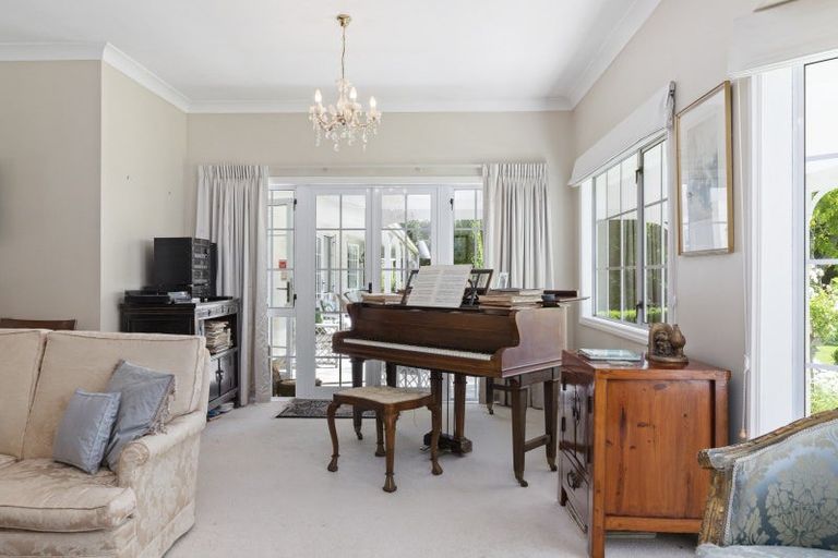 Photo of property in 9 Helland Drive, Bombay, Drury, 2579