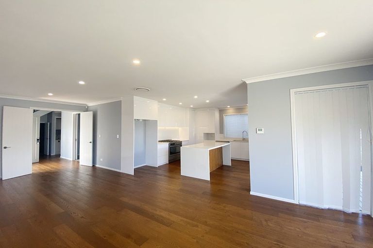 Photo of property in 27 Howe Street, Howick, Auckland, 2014