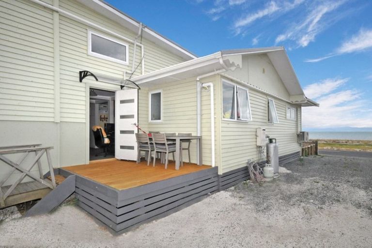 Photo of property in 875 East Coast Road, Kaiaua, Pokeno, 2473