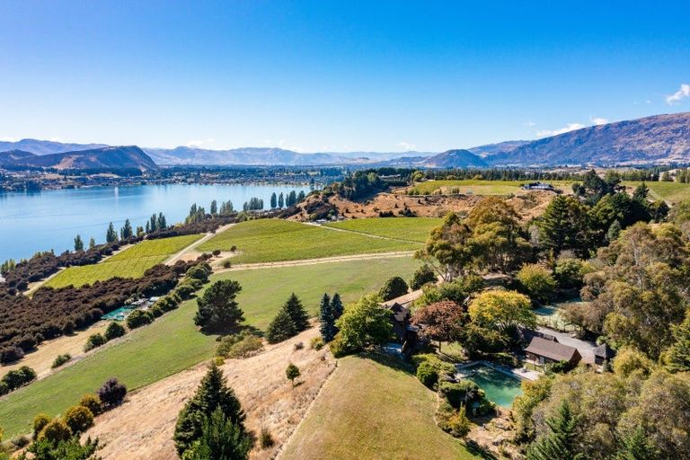 Photo of property in 280 Wanaka-mount Aspiring Road, Wanaka, 9382
