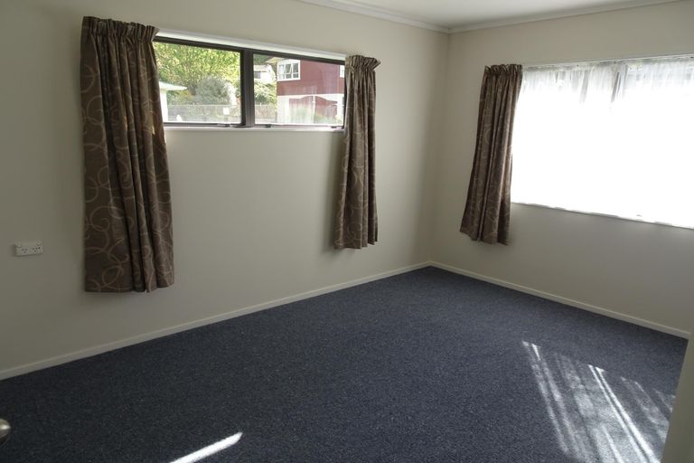 Photo of property in 3a Hawk Place, Selwyn Heights, Rotorua, 3015