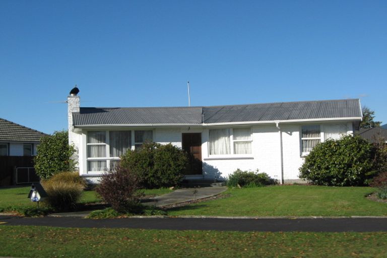 Photo of property in 32 West-watson Avenue, Hillmorton, Christchurch, 8025