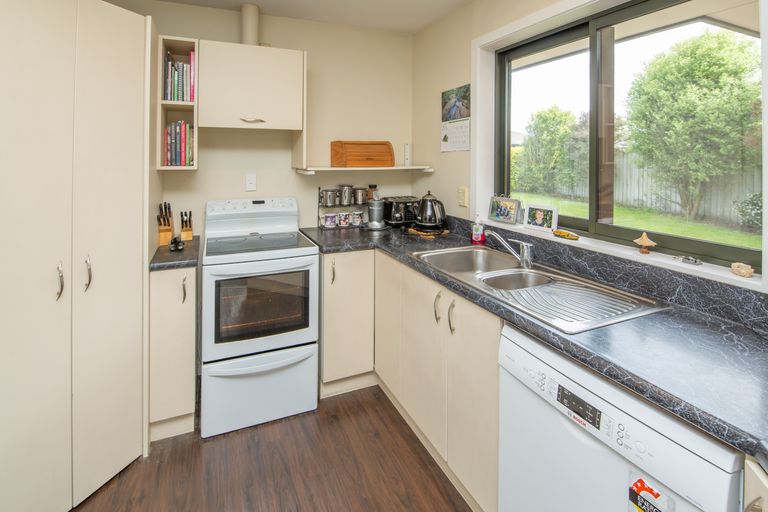 Photo of property in 3 Auden Common, Rolleston, 7614