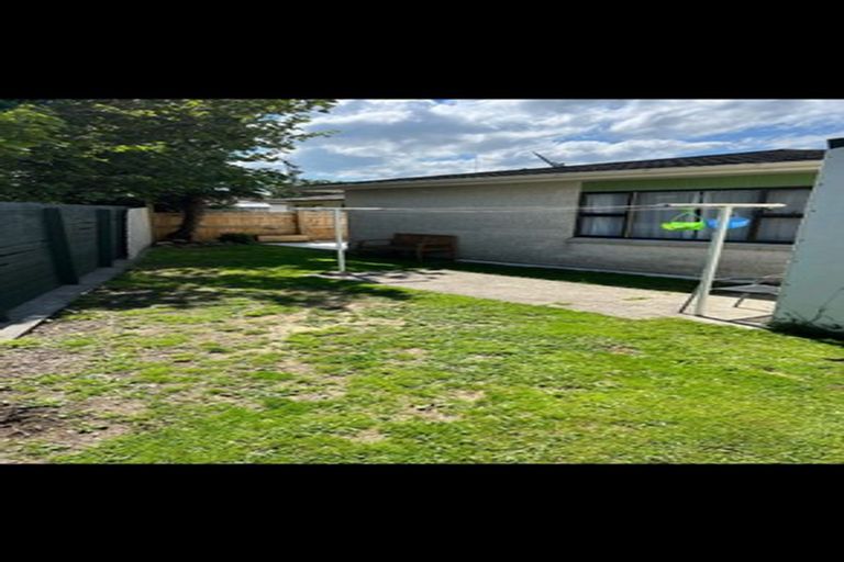 Photo of property in 5 Bethel Court, Milson, Palmerston North, 4414