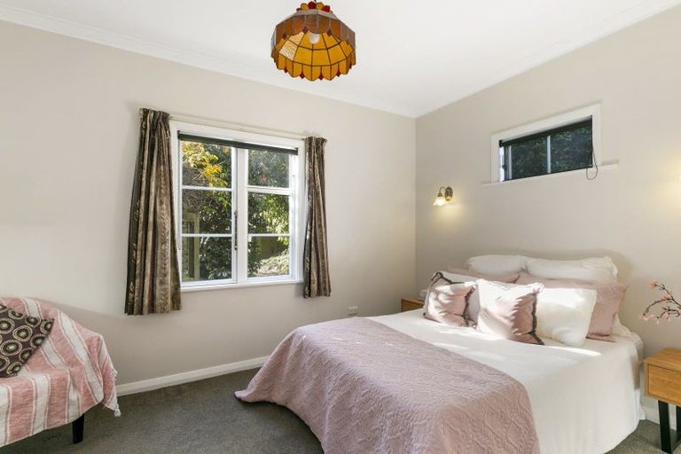 Photo of property in 52 Totara Road, Miramar, Wellington, 6022