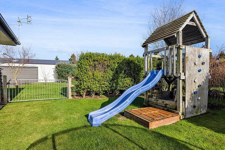 Photo of property in 393 Ketemarae Road, Normanby, Hawera, 4675