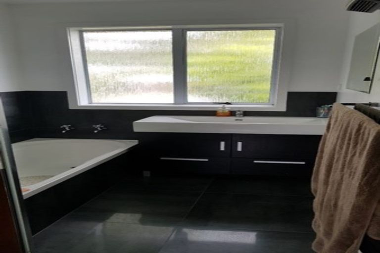 Photo of property in 29 Leeston And Lake Road, Leeston, 7632