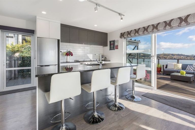 Photo of property in 62 Endeavour Drive, Whitby, Porirua, 5024