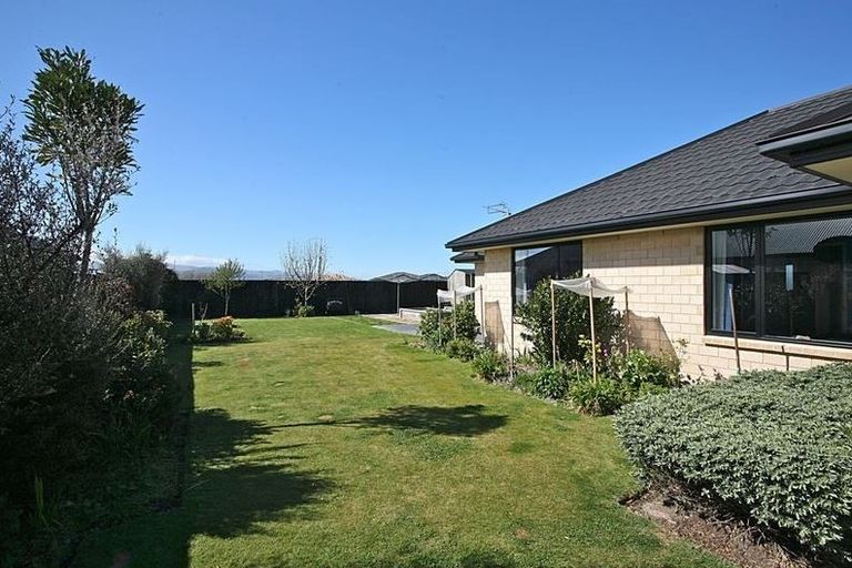 Photo of property in 73 Heathridge Place, Lincoln, 7608