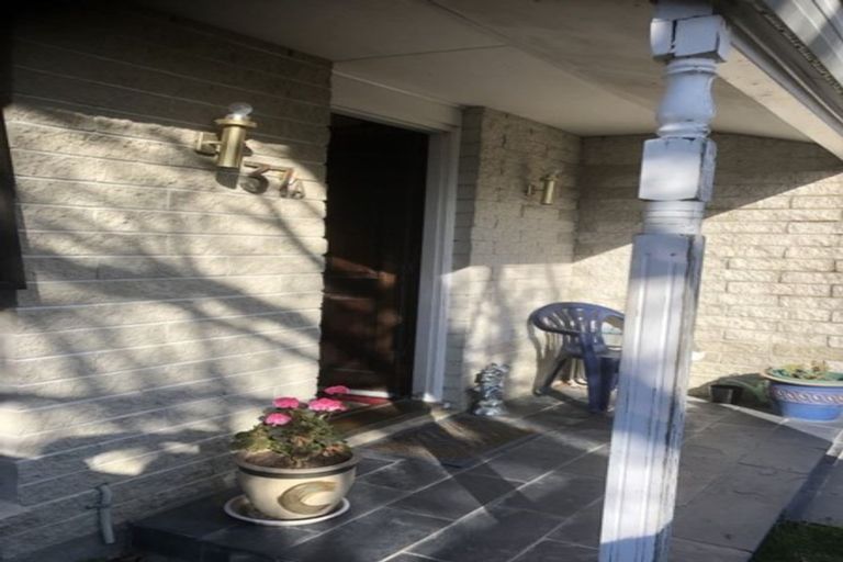 Photo of property in 1/37 Karnak Crescent, Russley, Christchurch, 8042